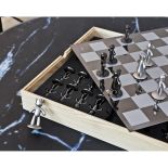 Pomysł na prezent z papieru, metalu i szkła