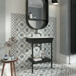 czarna umywalka łazienkowa