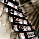 Czcionka fot. MEDIUM. Historia maszyny do pisania