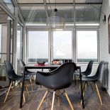 Czerń i motocykl na Alternatywie 4. Męski apartament