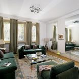 Część mebli przywieziono z nowojorskiego apartamentu gospodarzy.