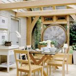 Czy ten zegar został zdjęty z miejskiego ratusza? ANDREAS VON EiNSIEDEL/ EAST NEWS