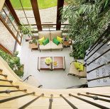 Czym kończy się równanie: stuletnia czynszówka plus plany z epoki? Imponującą artdecowską willą z oranżerią.