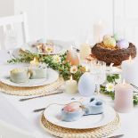 pastelowe ozdoby wielkanocne na stół