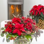 Dekoracje świąteczne DIY – gwiazda betlejemska i ozdoby w wazonach