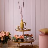 dekoracje z bombek na stolik kawowy