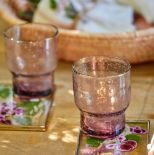 dekoracje stołu na przyjęcie w ogrodzie