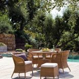 Derby to kolekcja mebelków w klasycznych kształtach, Cane-Line