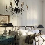 Do myśliwskiego dworku. Łóżko kosztuje 1250 zł, ława - 499 zł. AND SO TO BAD