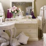 Urządzamy dom w stylu romantycznym