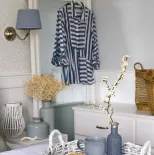 dodatki do sypialni w styl hampton