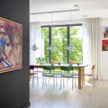 Dom jest z ducha skandynawski, choć trafiają się i egzotyczne akcenty.