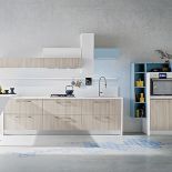 Dom modny. Targi, targi wnętrzarskie, meble, moda