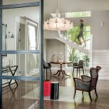 Dom w Wilanowie wyglądał jak żywcem przeniesiony z Włoch. We wnętrzach dominuje klasyka w najlepszym wydaniu.