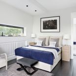 Nad łóżkiem zdjęcie Kasi autorstwa Roberta Wolańskiego.