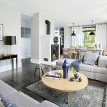 Kasia urządziła już cztery mieszkania, ale z tego domu jest szczególnie dumna, bo go wybudowała. Lubi klasyczne kolory i