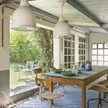 Ta hinduska willa pamięta niejedną metamorfozę: bywała restauracją, hodowano w niej szynszyle, później popadła w