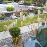 dom z ogrodem w stylu modern classic