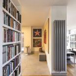 Modernistyczny dom kolekcjonera książek, sztuki i designu