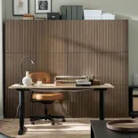 biuro z regulacją wysokości