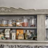 Szare wnętrza: dom z dobrą energią