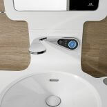 Dotykowa bateria Noken Mood, na ekranie wskaźnik temperatury wody i wielkości strumienia, GALERIE VENIS