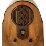 Drewniana, fornirowana skrzynka i głośnik ukryty pod ornamentem, fot. FLASH PRESS MEDIA