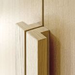 drewniana szafa uchwyty