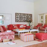 Dwuosobowa Singapur (12 800 zł) plus szezlong Copenhague (10 100 zł) oraz fotel Burdeos (8600 zł). KA INTERNATIONAL