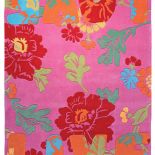 Dywan w kwiatowe wzory. ESPRIT HOME. Dywany skradzione naturze