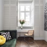 domowe biuro w mieszkaniu w kamienicy