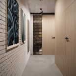 przedpokój hol ze ścianą z luksferów