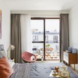 Właściciele pragnęli, aby ich mieszkanie było oryginalne, ale też zdrowe - w stylu eko. Zobaczcie