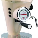 Ekspres cisnieniowy Casa Bugatti Diva, 3460 zł. ROSSI