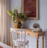 elegancka sypialnia w trzech kolorach