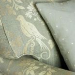 Elyan to tkanina od Sandersona, cena 554 zł/mb. FINEZJA STUDIO