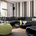 Energetyczną atmosferę tworzą żółte dodatki, choćby siedzisko cytryna . To puf Sweet 40 (MoodDesign) stworzony przez