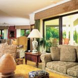 Ewa uwielbia tkaniny, dlatego w jej domu nie ma skórzanych foteli i sof.