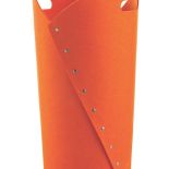 Filc w wesołym kolorze (boconcept.com.pl)