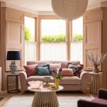 jak wieszać firany do salonu