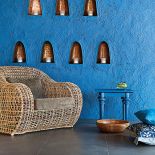 Fotel Balou jest zrobiony z włókna polietylenowego, nylonu i stali. Kosztuje 7830 zł. SQUARE SPACE