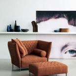 fotel z wysokim oparciem