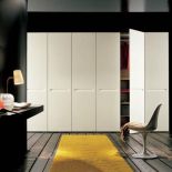 Garderoba firmy Dall Agnese. Wymiary - 380 x 258 cm. Cena - 12 500 zł. PATT MEBEL