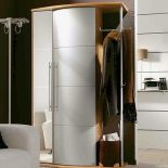 Garderoba Vito jest idealnym rozwiązaniem do do niedużych wnętrz. To pojemna szafa na ubrania i schowek na buty w