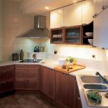 Geometryczne rozwiązania sprawdzają się w nowoczesniej kuchni.