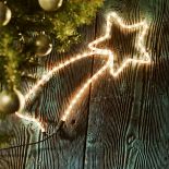 Gwiazda Betlejemska. Magia świąt w blasku światełek