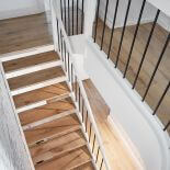 Ich dom jest jak owoc romansu między nowojorskim loftem a francuską kamienicą. Ta ostatnia dominuje, ale trudno się dziwić