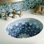 Inspirowane kulturą Maroka: armatura Revival kosztuje 3700 zł, umywalka Flight of Fancy - 6500 zł. KOHLER