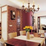 Jadalnia jest otwarta na kuchnie. Murowane na miarę