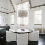 Jadalnia w domu projektantki. Kelly Hoppen - projekty ze znakiem first class